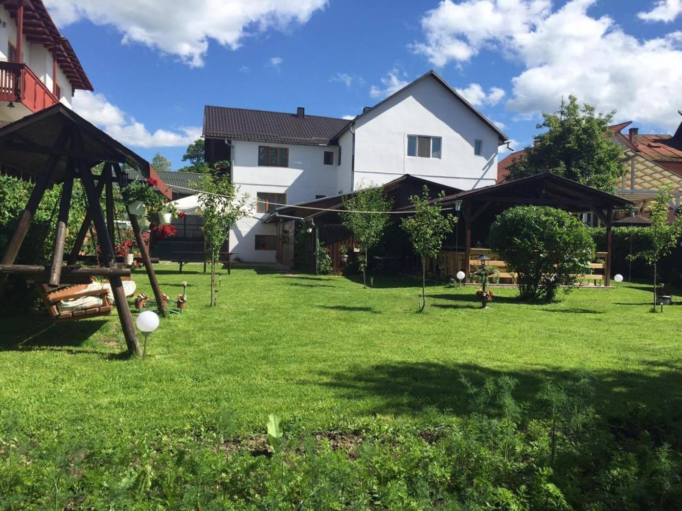 Casa Melinda Lägenhet Vişeu de Sus Exteriör bild
